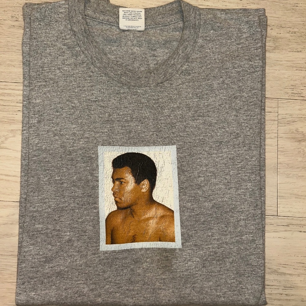 Supreme Mohammed Ali Tee size large